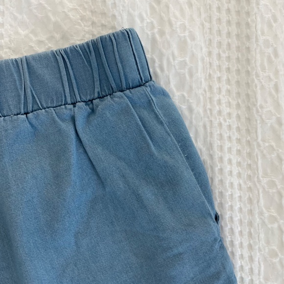 Paper Crane Tencel Shorts - Picture 10 of 13